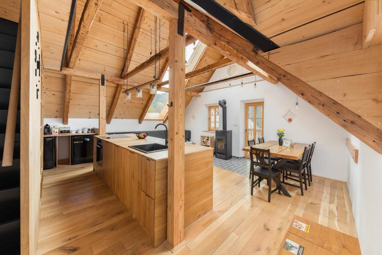 Hisa Na Soncu / Sun House Apartamento Zgornje Gorje Exterior foto